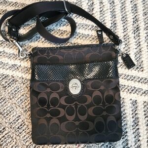 Coach 09 black signature c Monogram crossbody bag with snakeskin accents